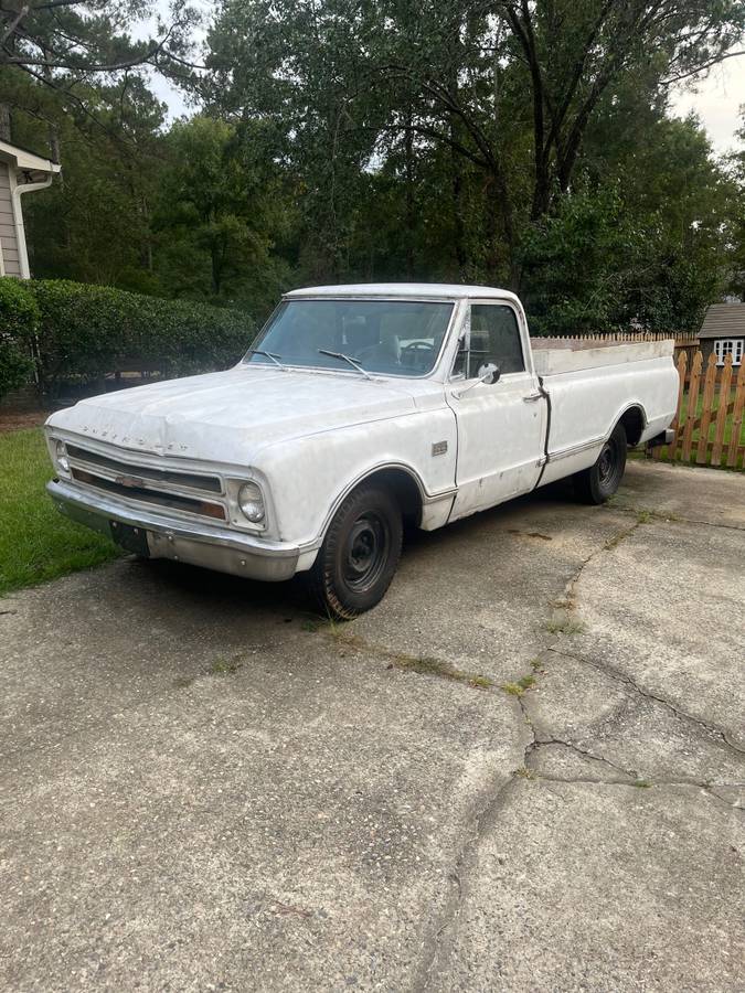 Chevrolet-C10-1967-White