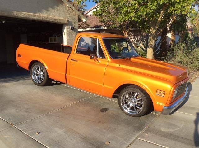 Chevrolet-C10-1972-Orange