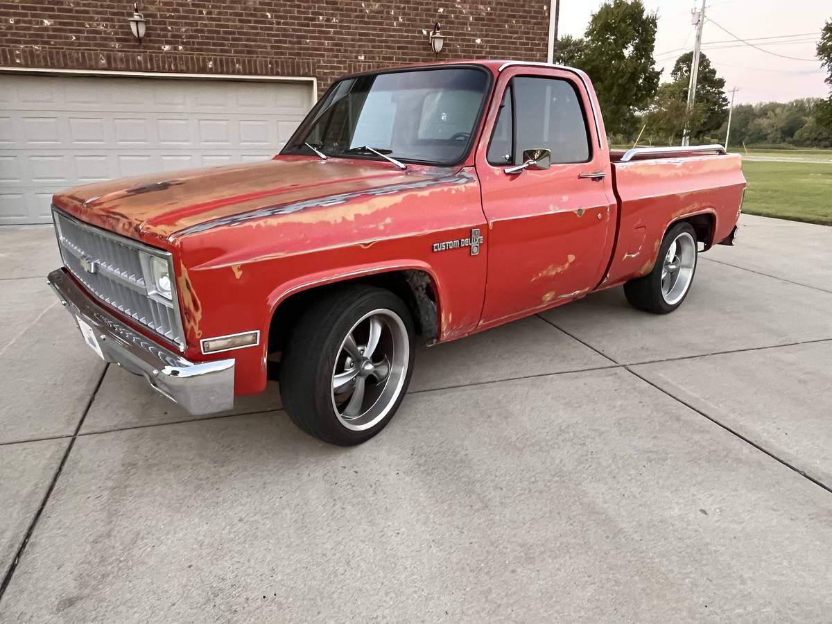 Chevrolet-C10-1981-Red