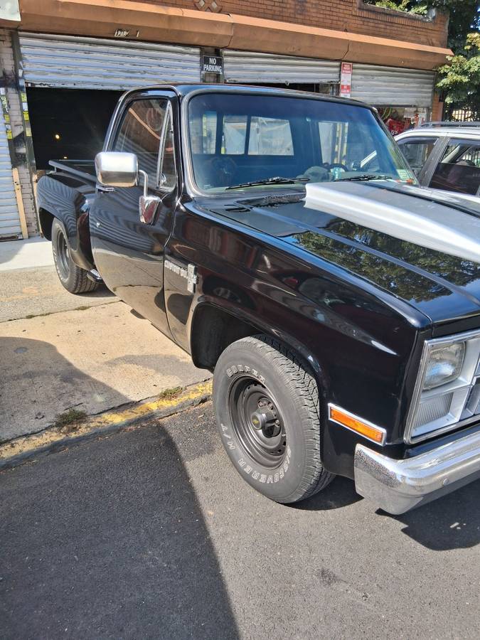 Chevrolet-C10-1984