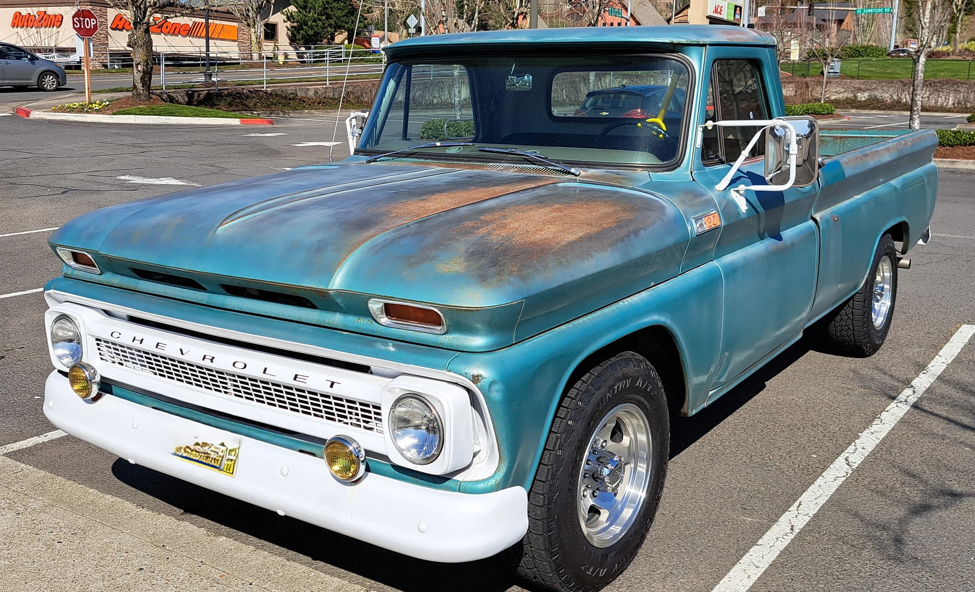 Chevrolet-C20-truck-1965-Turquoise-Tan