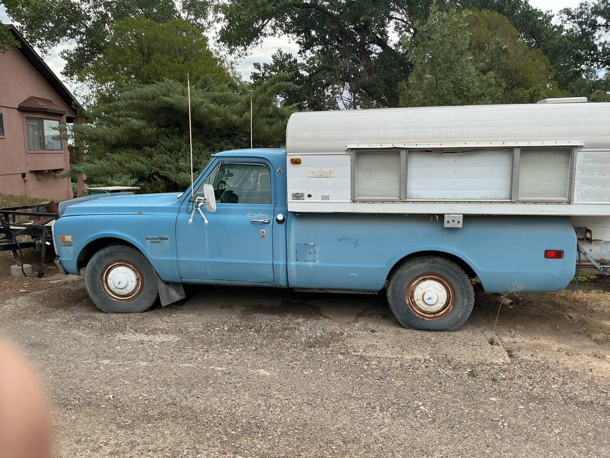 Chevrolet-C20-truck-1972