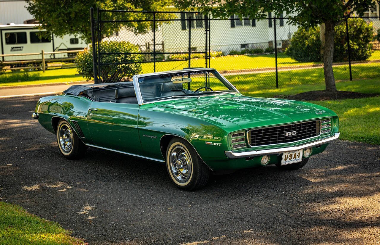 Chevrolet-Camaro-1969-Green