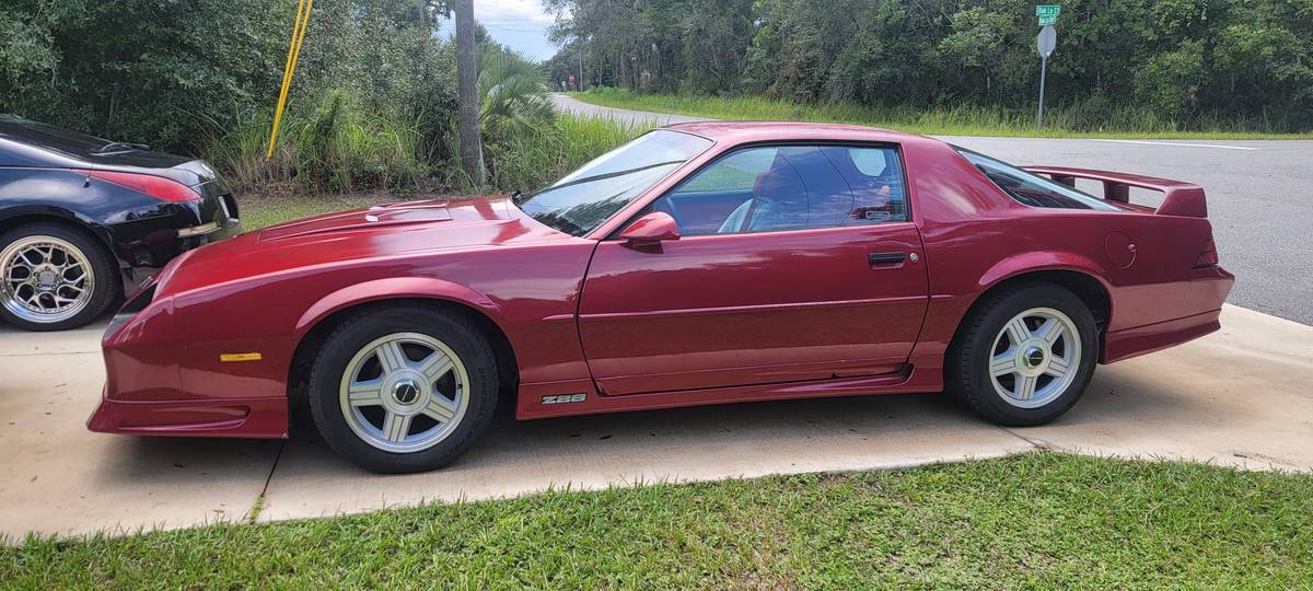 Chevrolet-Camaro-1991-Red