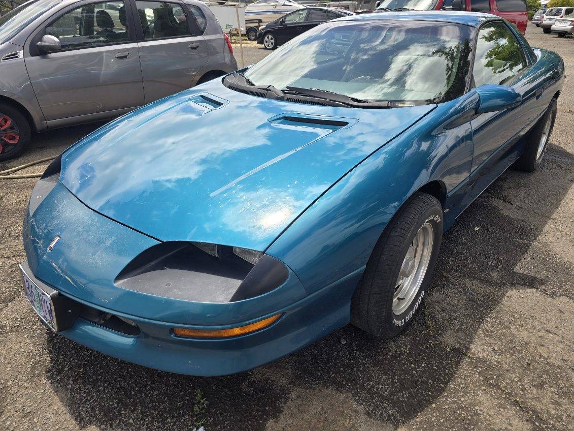 Chevrolet-Camaro-1995