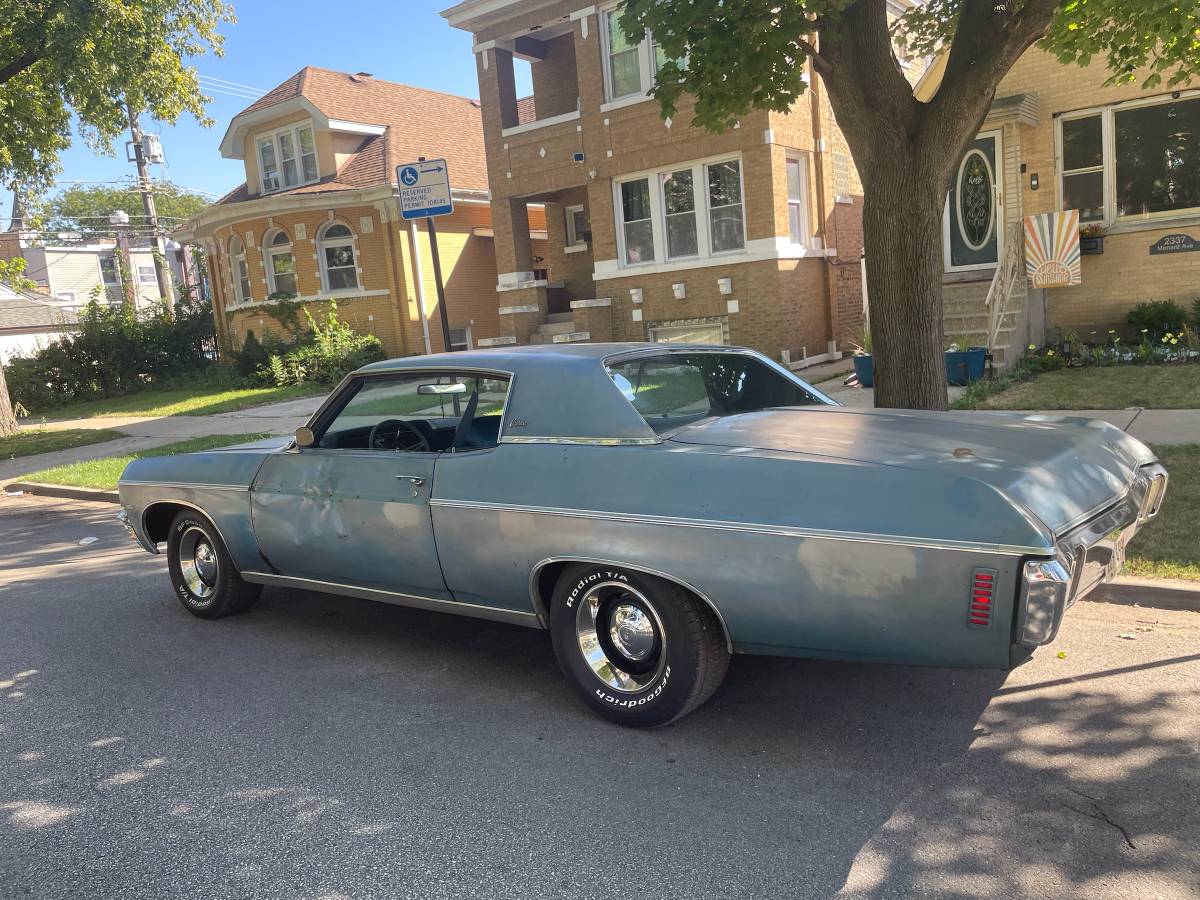 Chevrolet-Caprice-1970-Blue