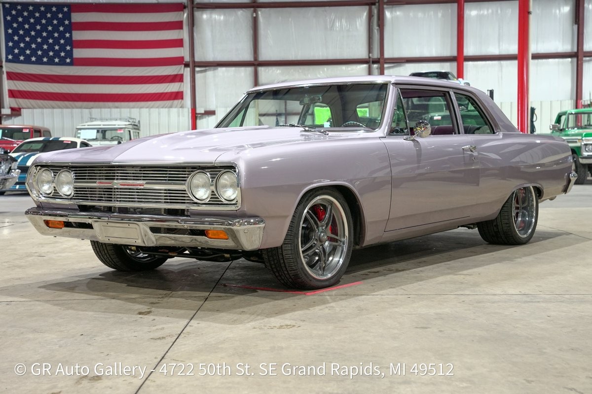 Chevrolet-Chevelle-1965-Coupe-Purple