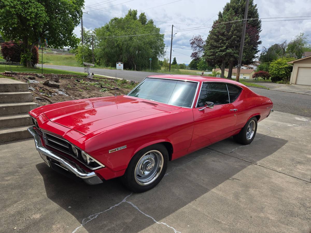 Chevrolet-Chevelle-1969-Red