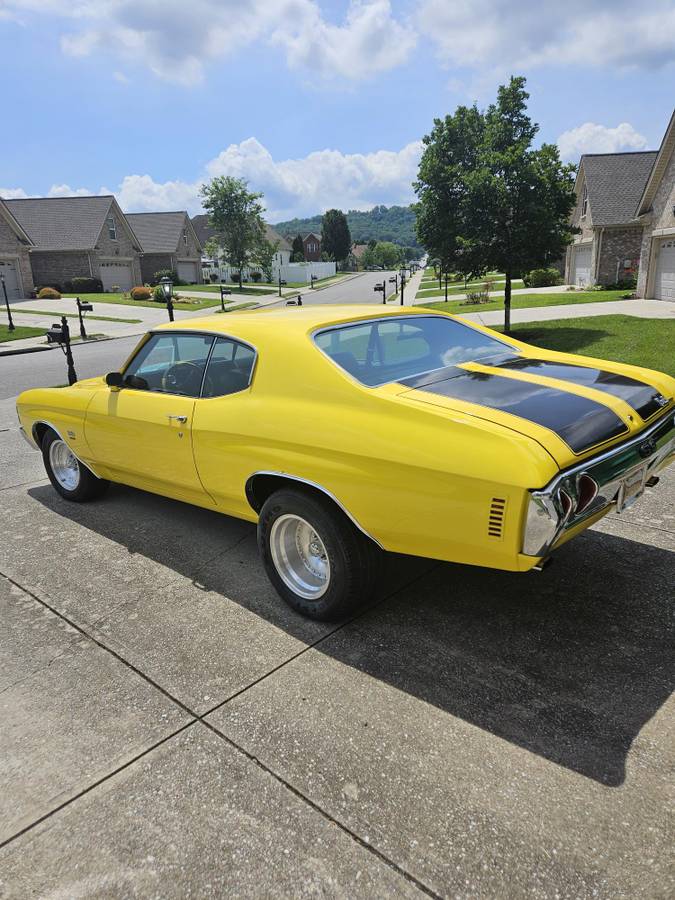 Chevrolet-Chevelle-1971-Yellow