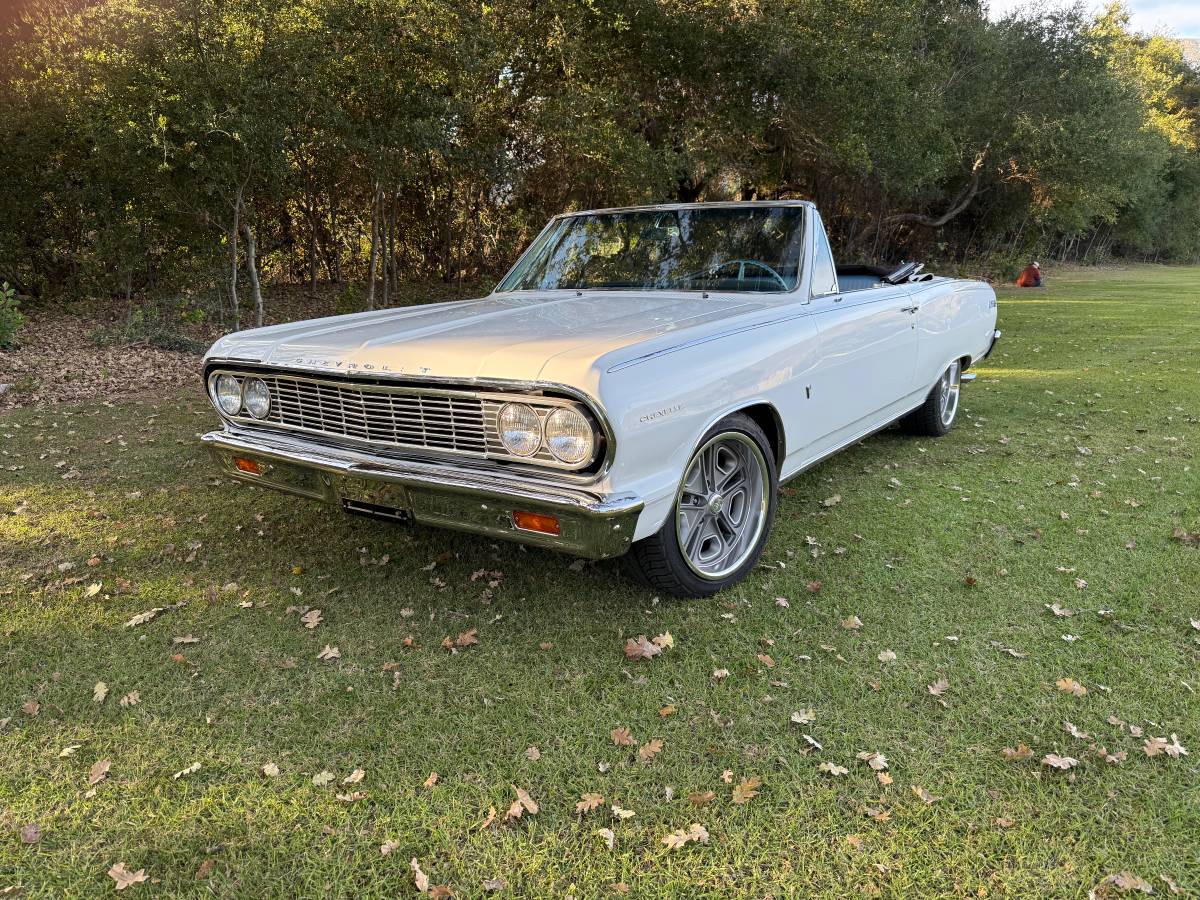 Chevrolet-Chevelle-malibu-convertible-super-s-1964-White