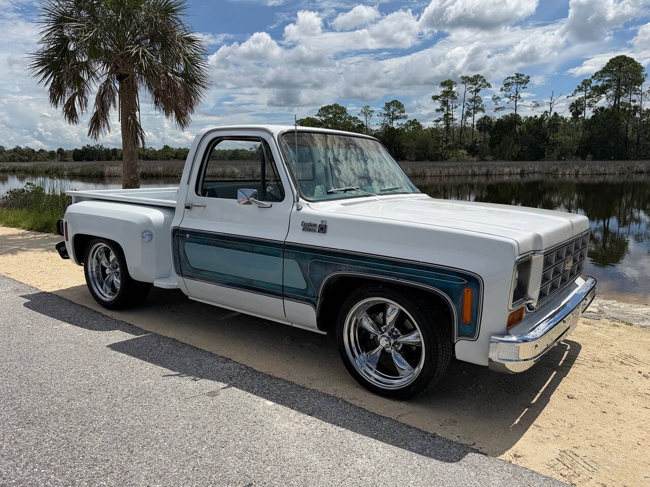 Chevrolet-Ck-1500-1977-White