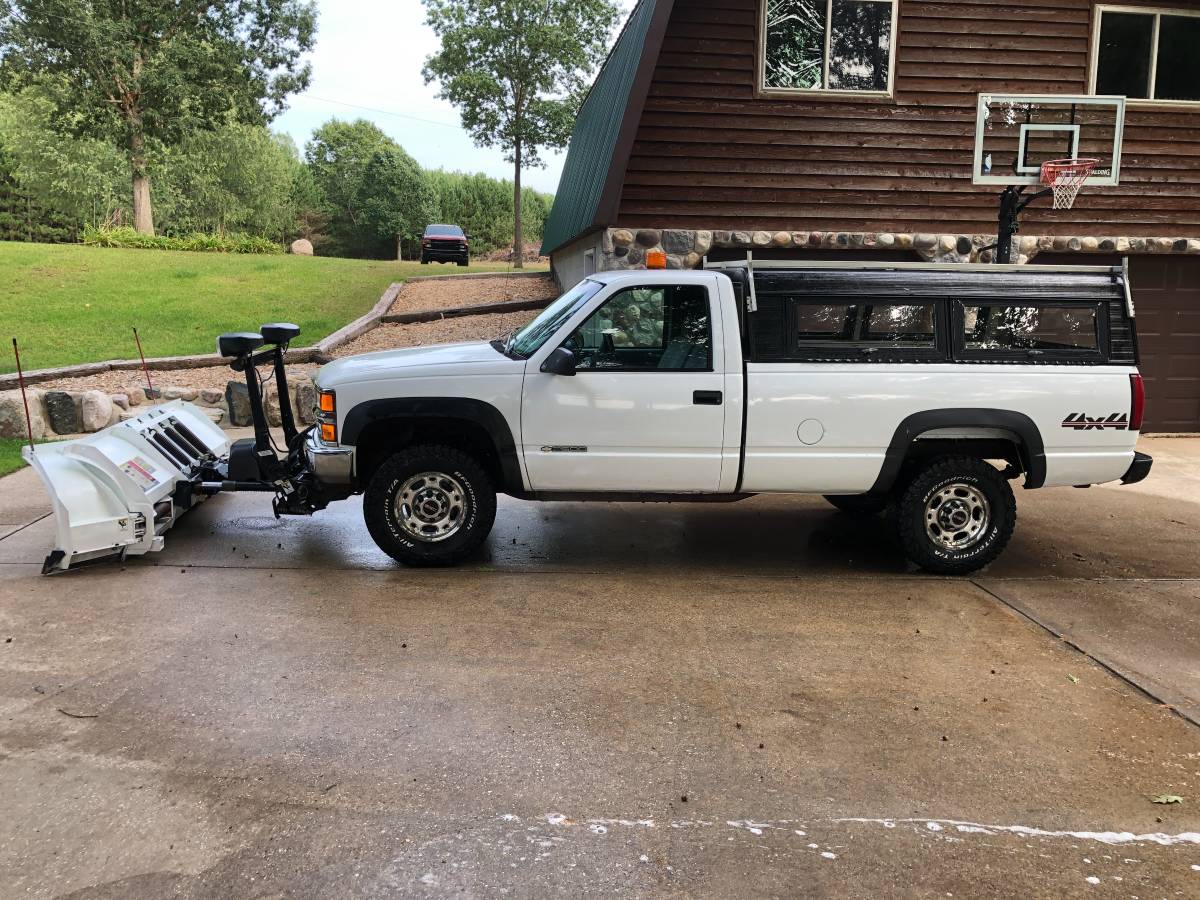 Chevrolet-Ck-1996-White