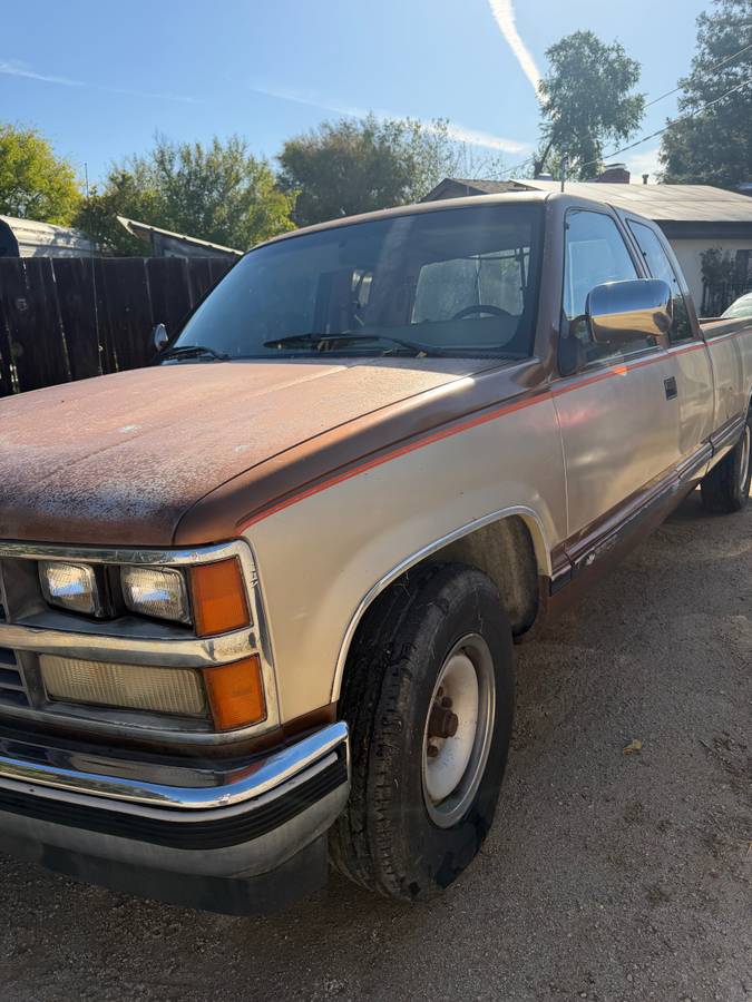 Chevrolet-Ck-2500-1989-Brown