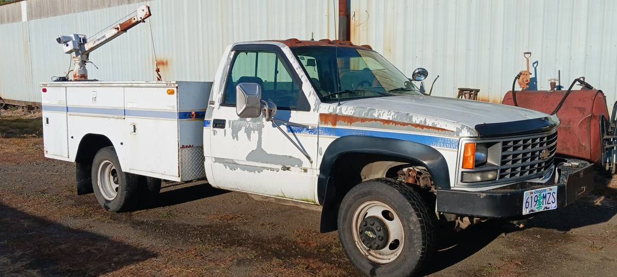 Chevrolet-Ck-3500-1993-White