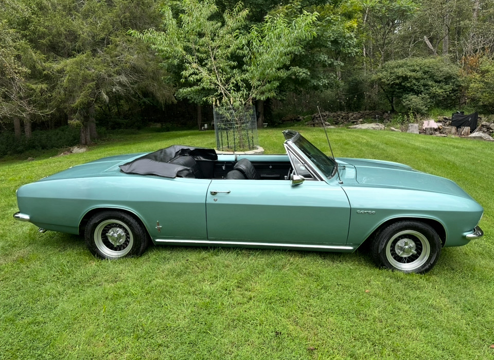 Chevrolet-Corvair-1965-Convertible