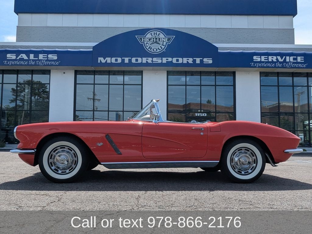 Chevrolet-Corvette-1962-Beige