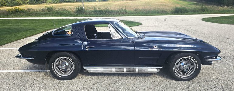 Chevrolet-Corvette-1964-Daytona-Blue-Dark-Blue