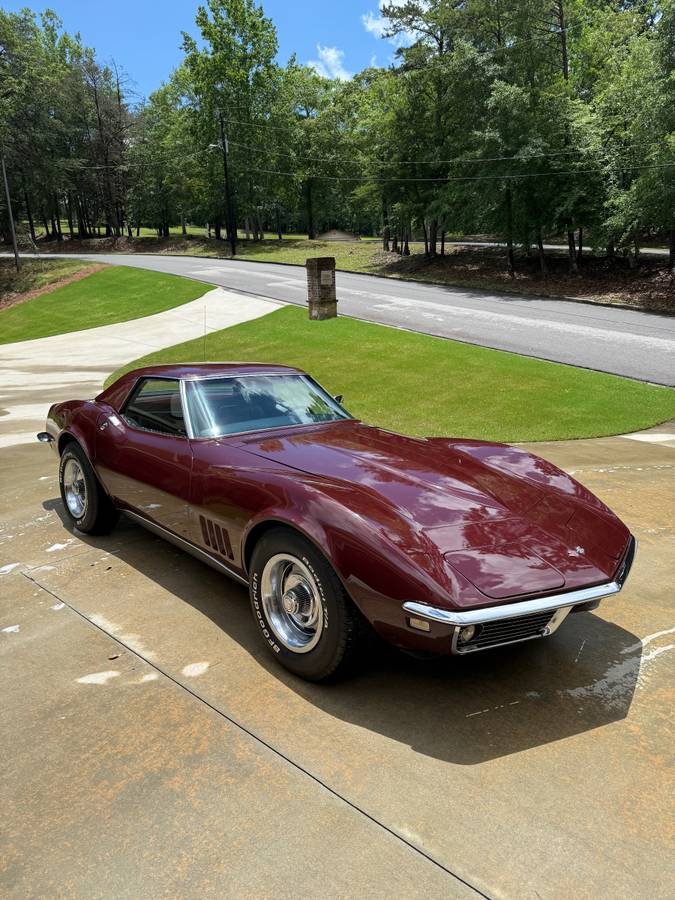Chevrolet-Corvette-1968-custom