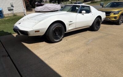 Chevrolet Corvette 1975