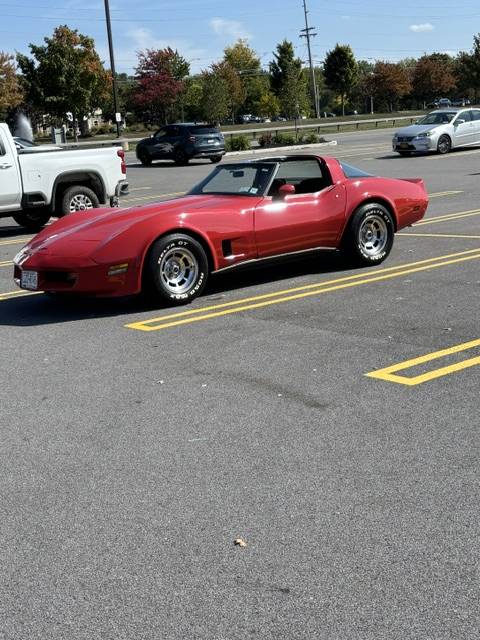 Chevrolet-Corvette-1980-Red