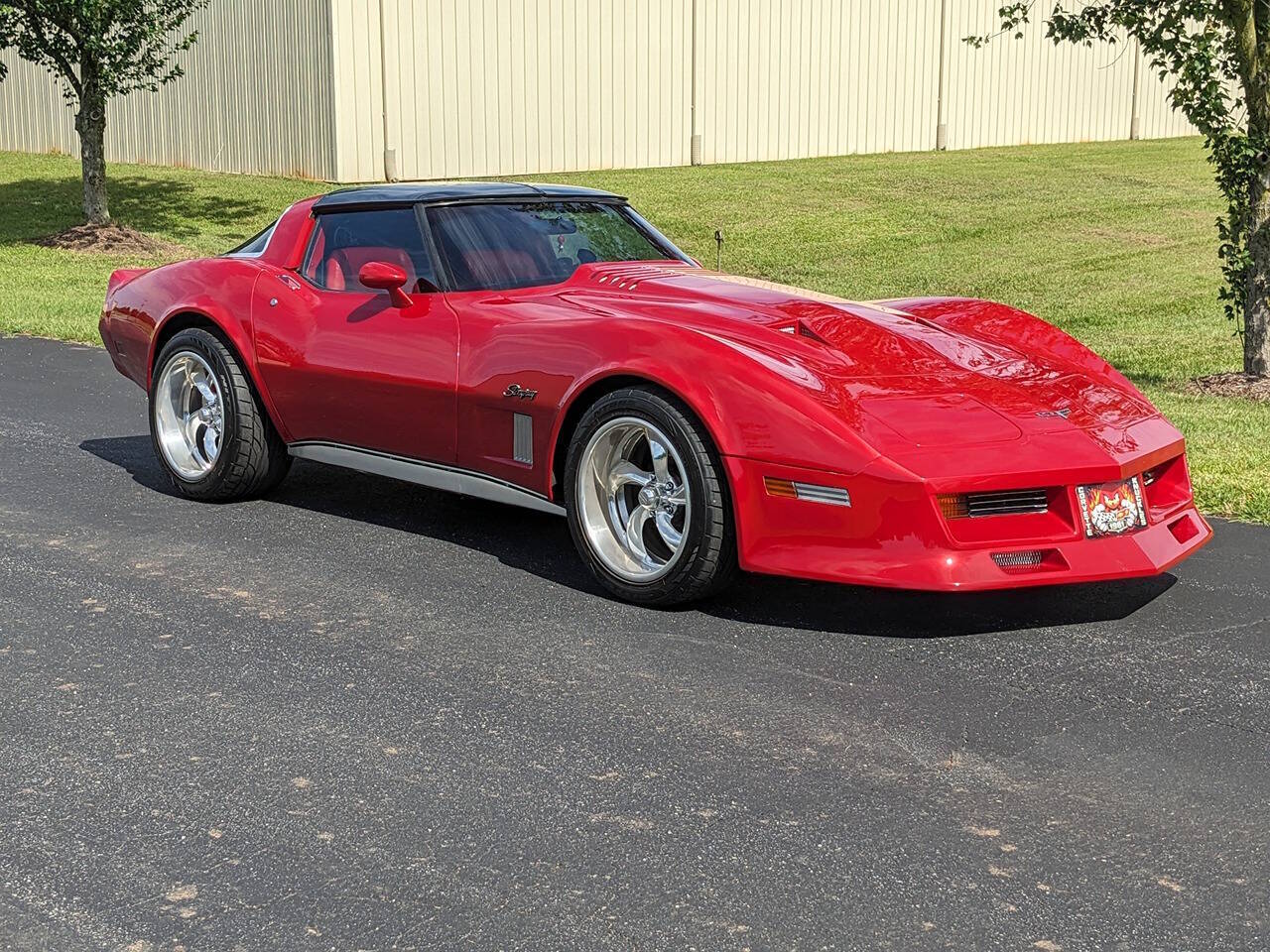 Chevrolet-Corvette-1981-Red