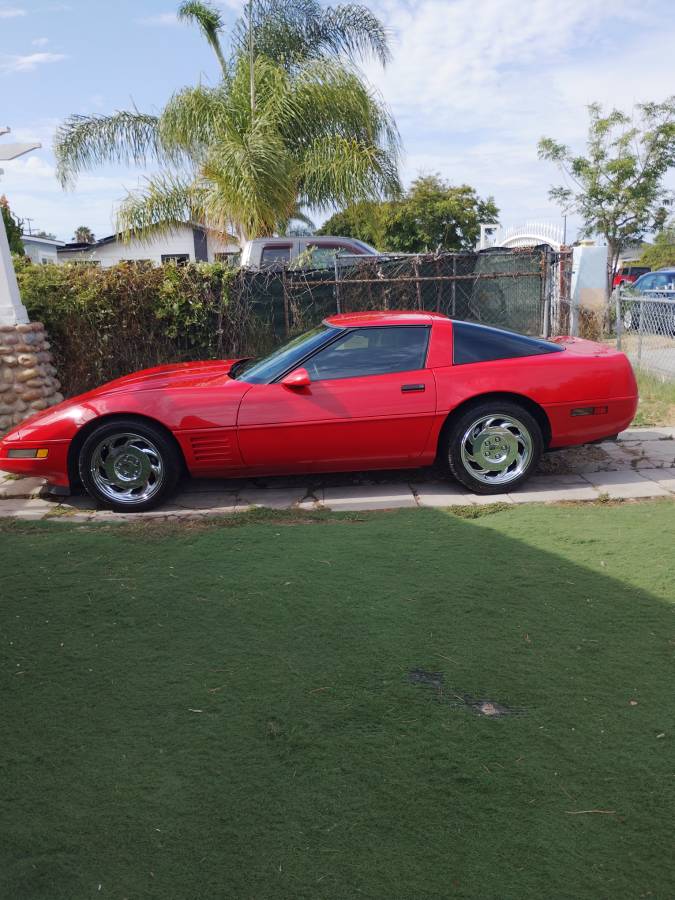 Chevrolet-Corvette-1992-Red
