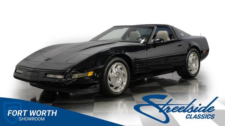 Chevrolet-Corvette-1994-Black-Light-Gray