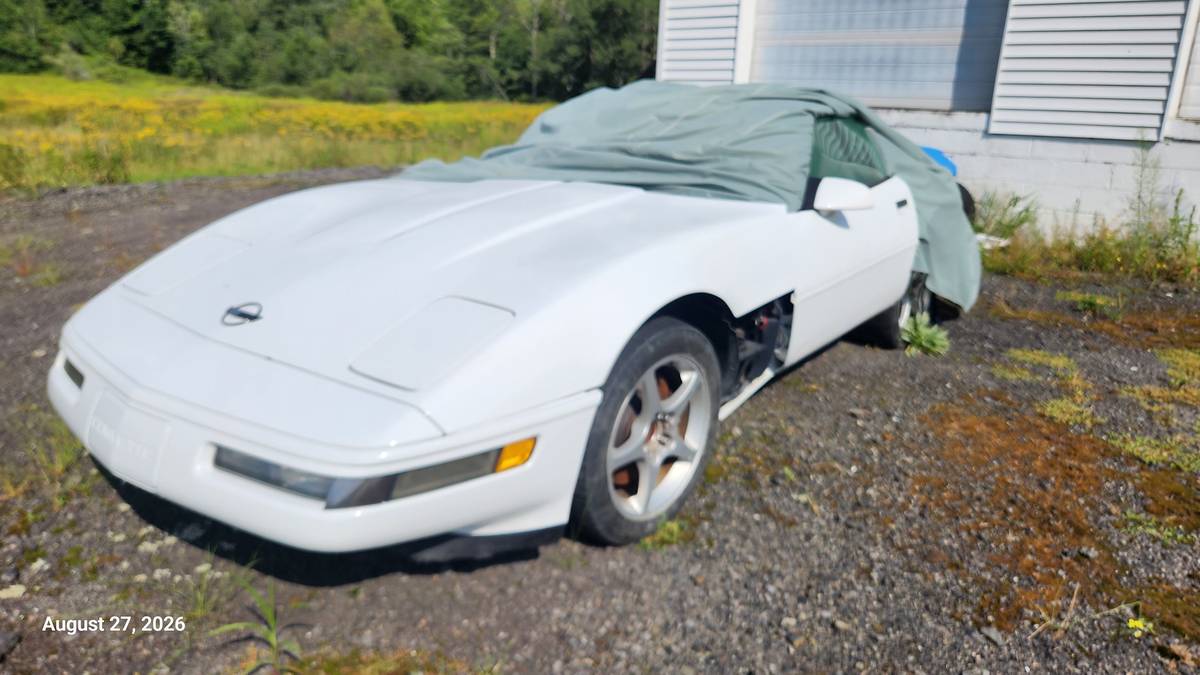 Chevrolet-Corvette-1996