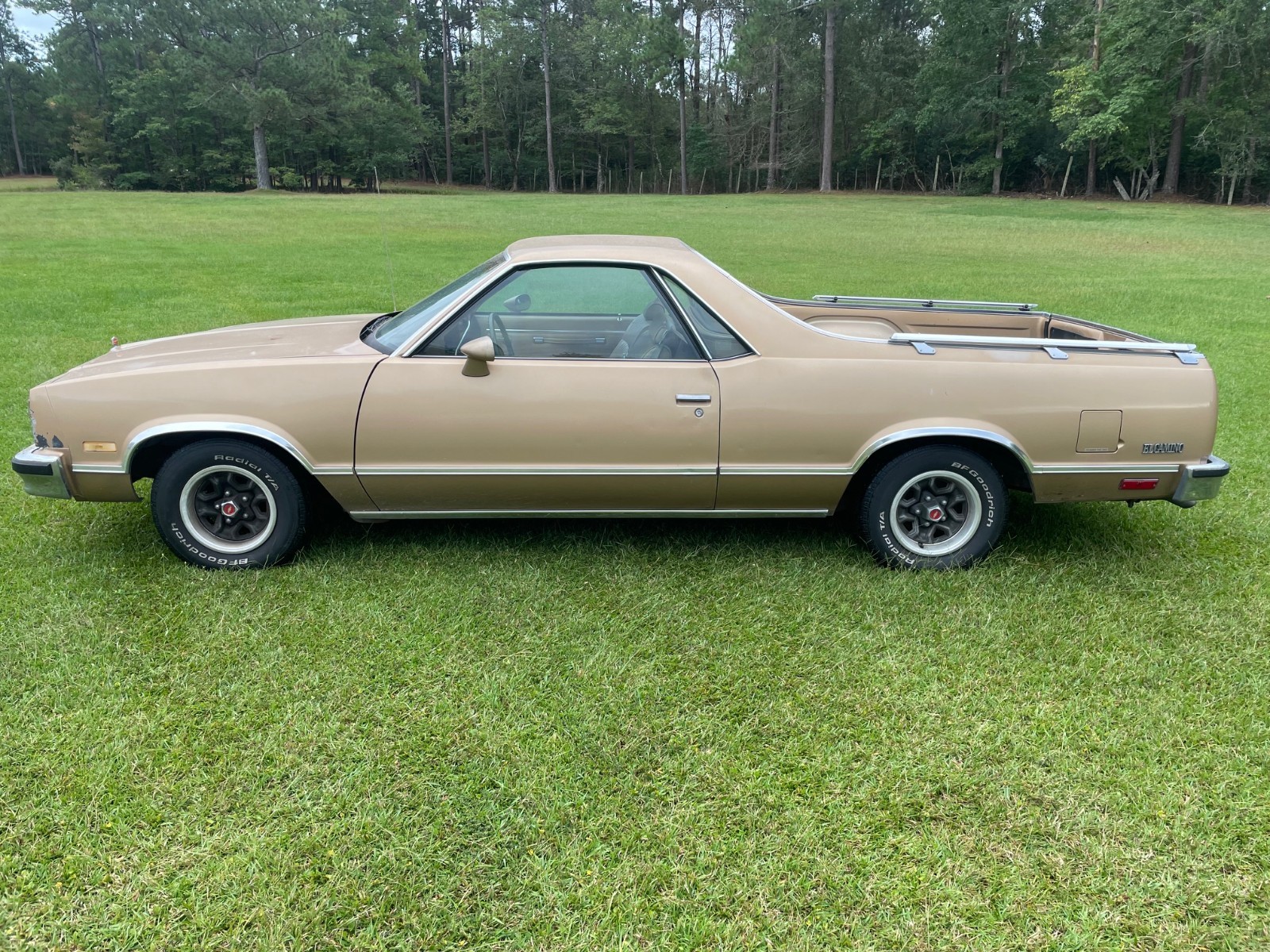 Chevrolet-El-Camino-1985-Standard-Cab-Pickup-Tan