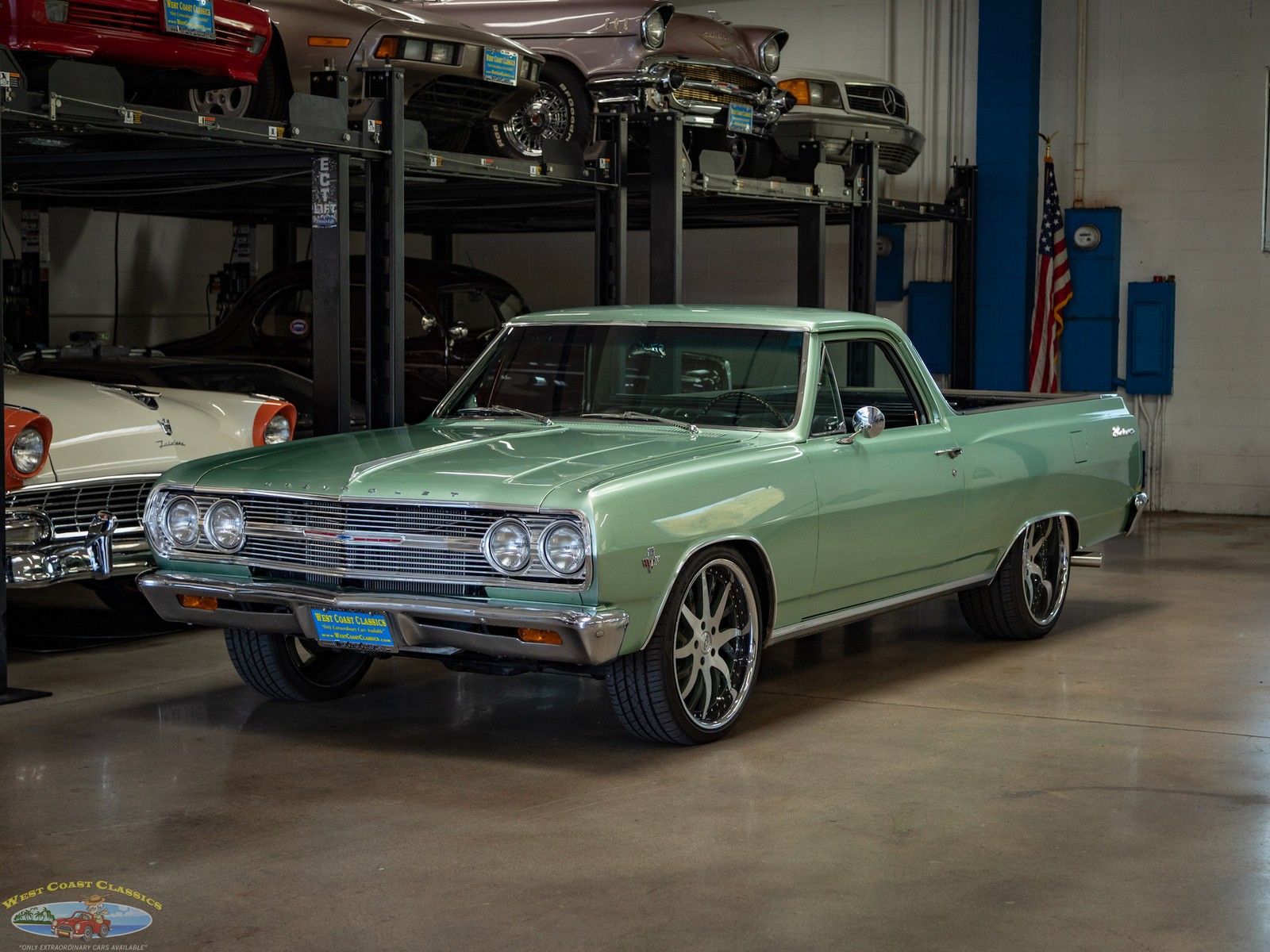 Chevrolet-El-Camino-LS-V8-300-Deluxe-Series-Custom-2-Door-Pick-Up-1965-2-Door-Pick-Up