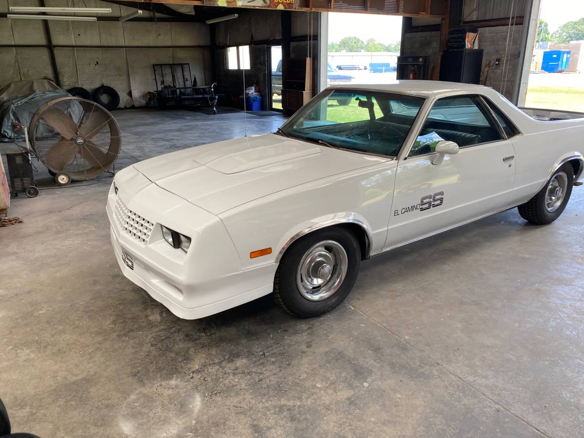 Chevrolet-El-camino-1983-White