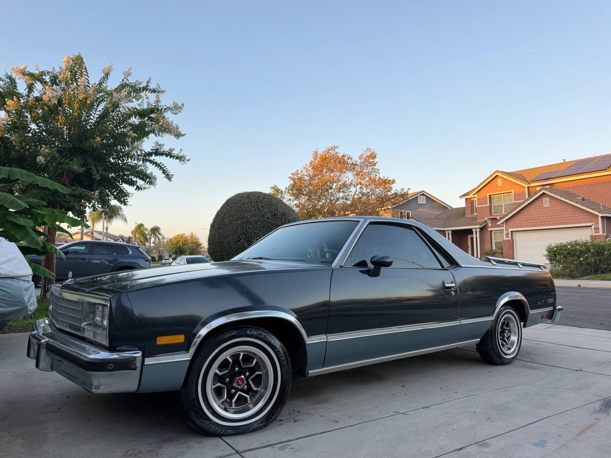 Chevrolet-El-camino-conquista-very-rare-highly-o-1985