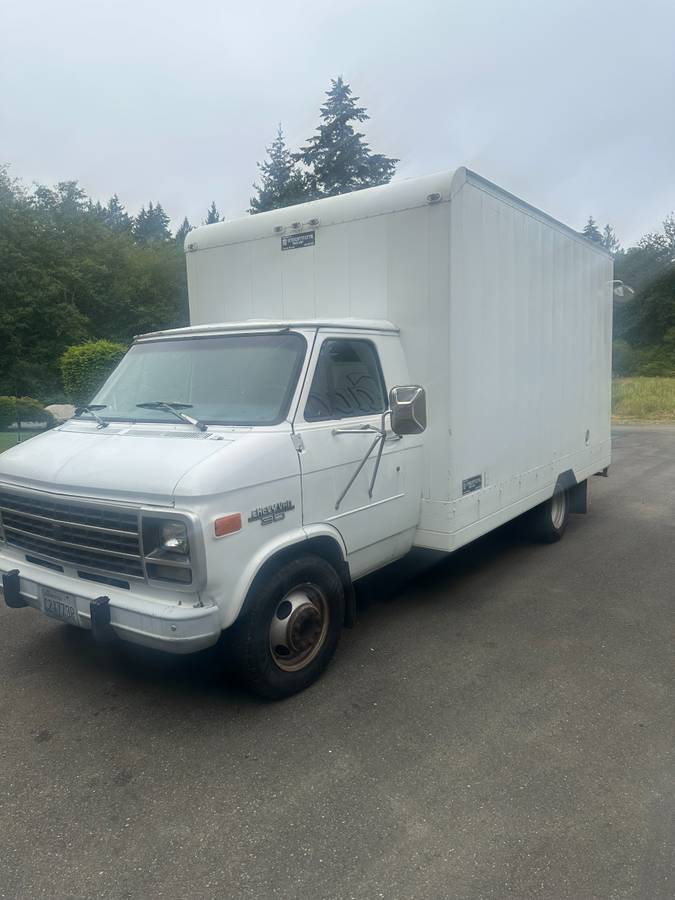 Chevrolet-G-30-1995