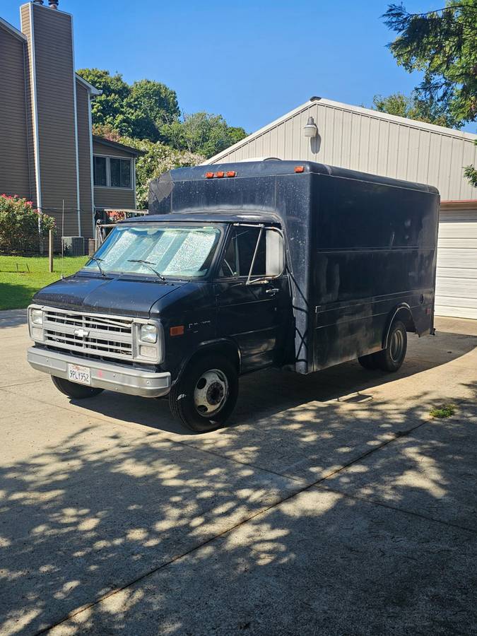 Chevrolet-G-series-1-ton-nominal-1987-Black