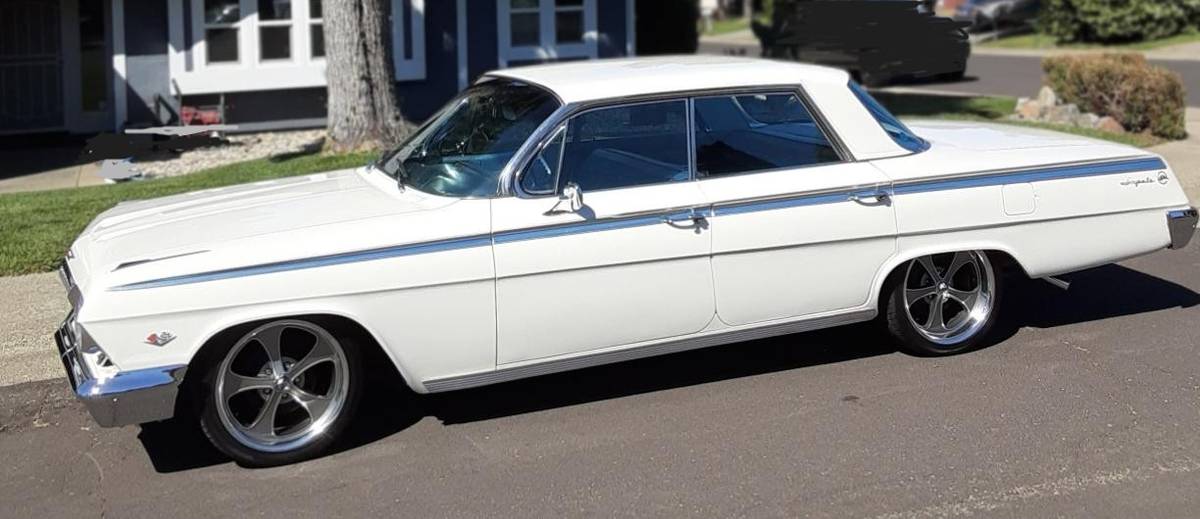Chevrolet-Impala-1962-White