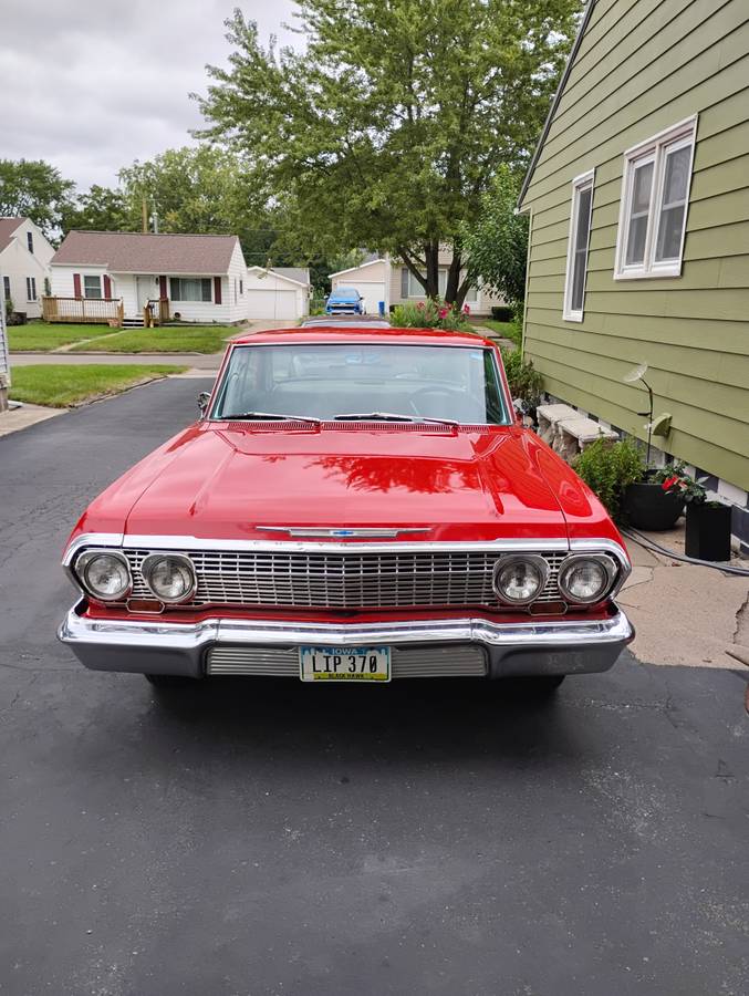 Chevrolet-Impala-1963-Red