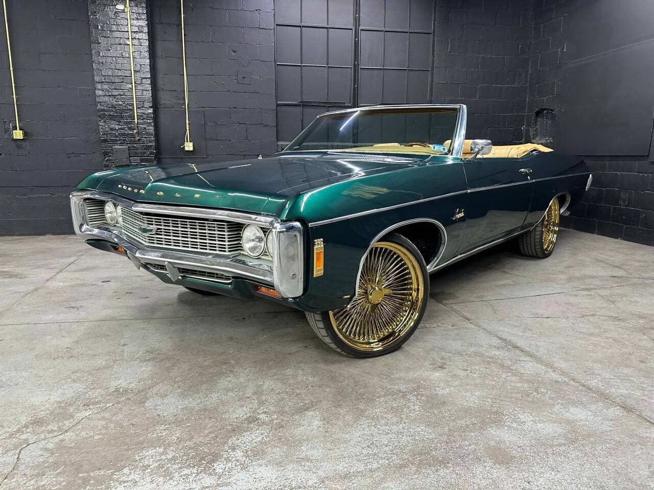 Chevrolet-Impala-1969-Green