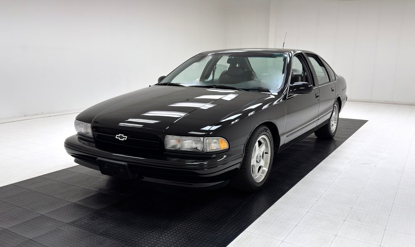 Chevrolet-Impala-1995-Sedan-Gray