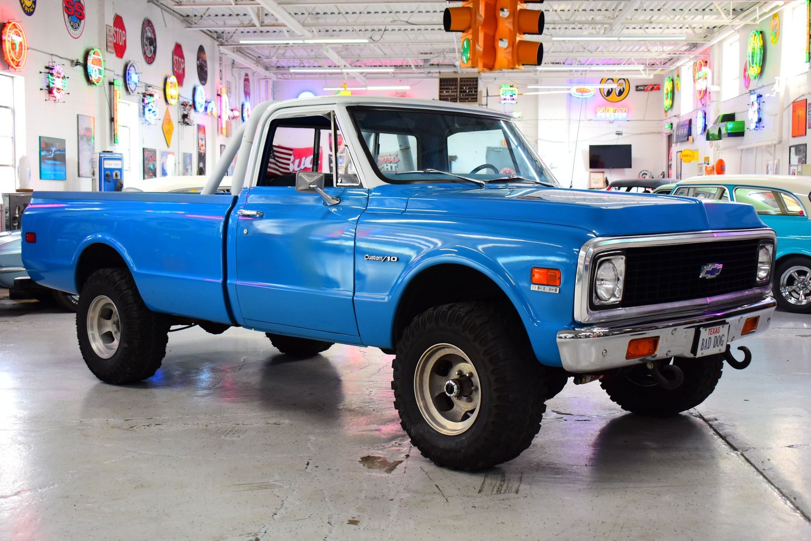 Chevrolet-K-10-1971-Blue