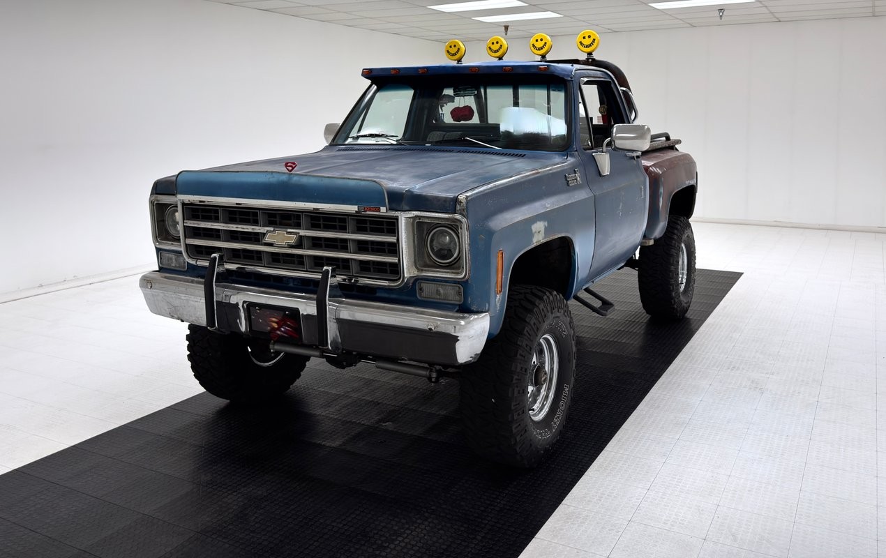 Chevrolet-K-10-Custom-Deluxe-1978-Pickup-Truck-Blue