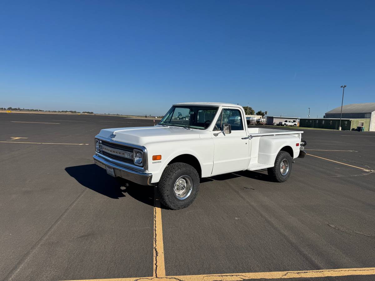 Chevrolet-K-10-pickup-1970-White