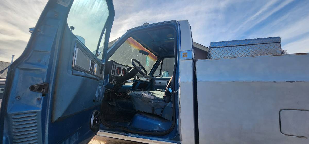 Chevrolet-K20-1979-White