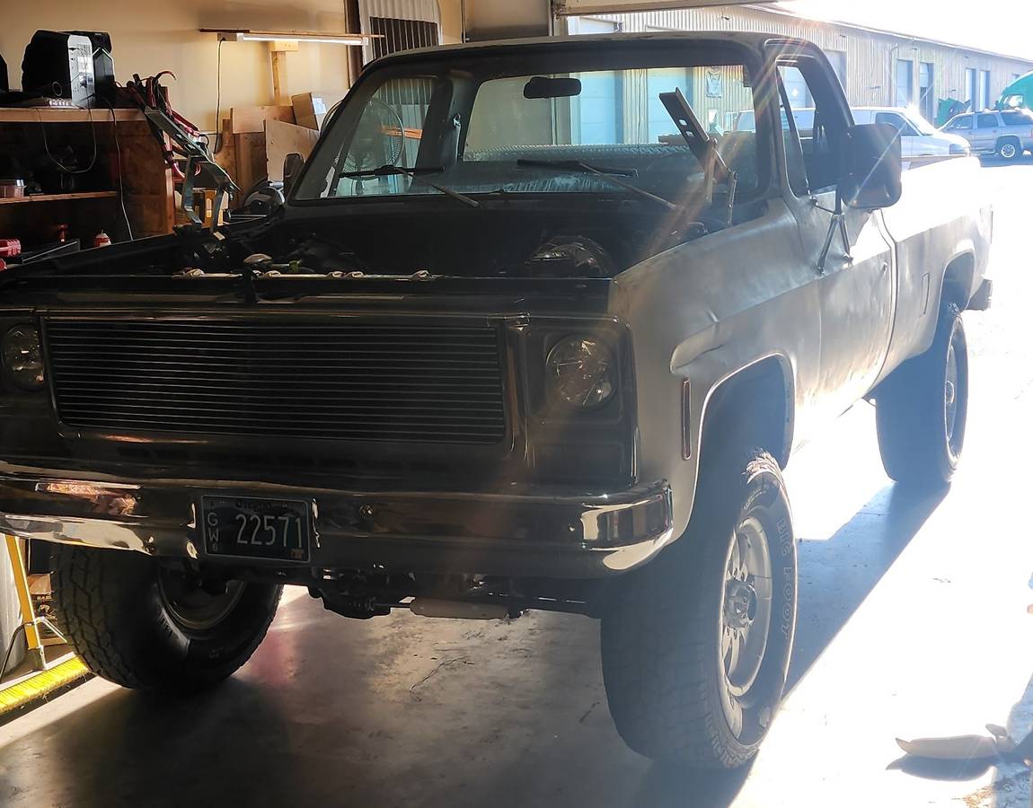 Chevrolet-K20-1979-White