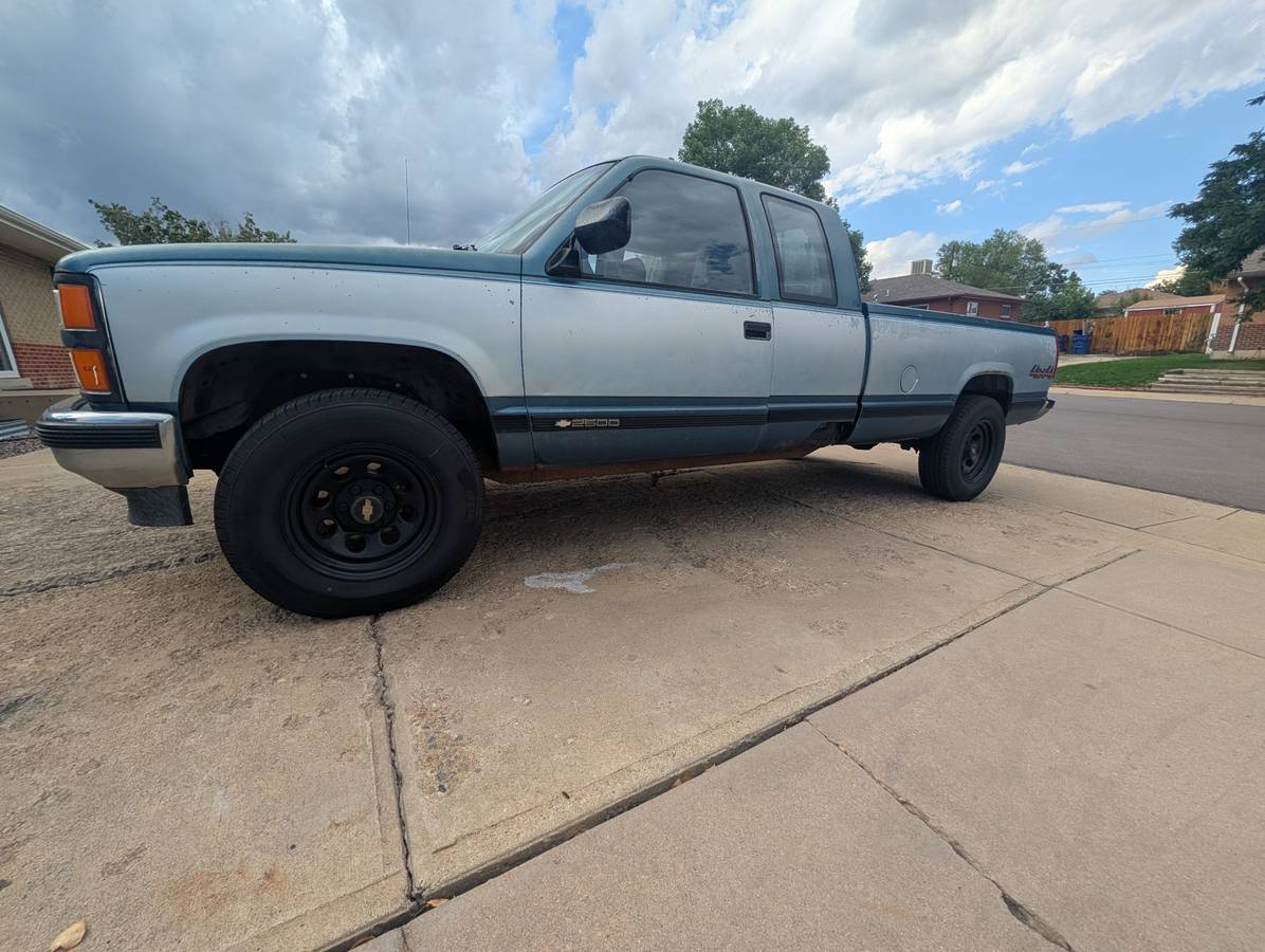 Chevrolet-K2500-1990