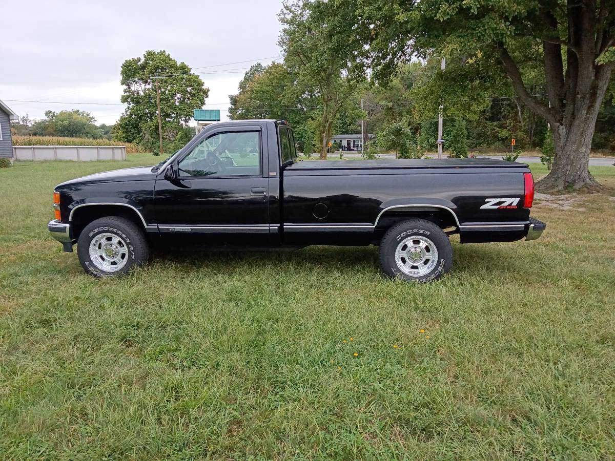 Chevrolet-K2500-1995-Black