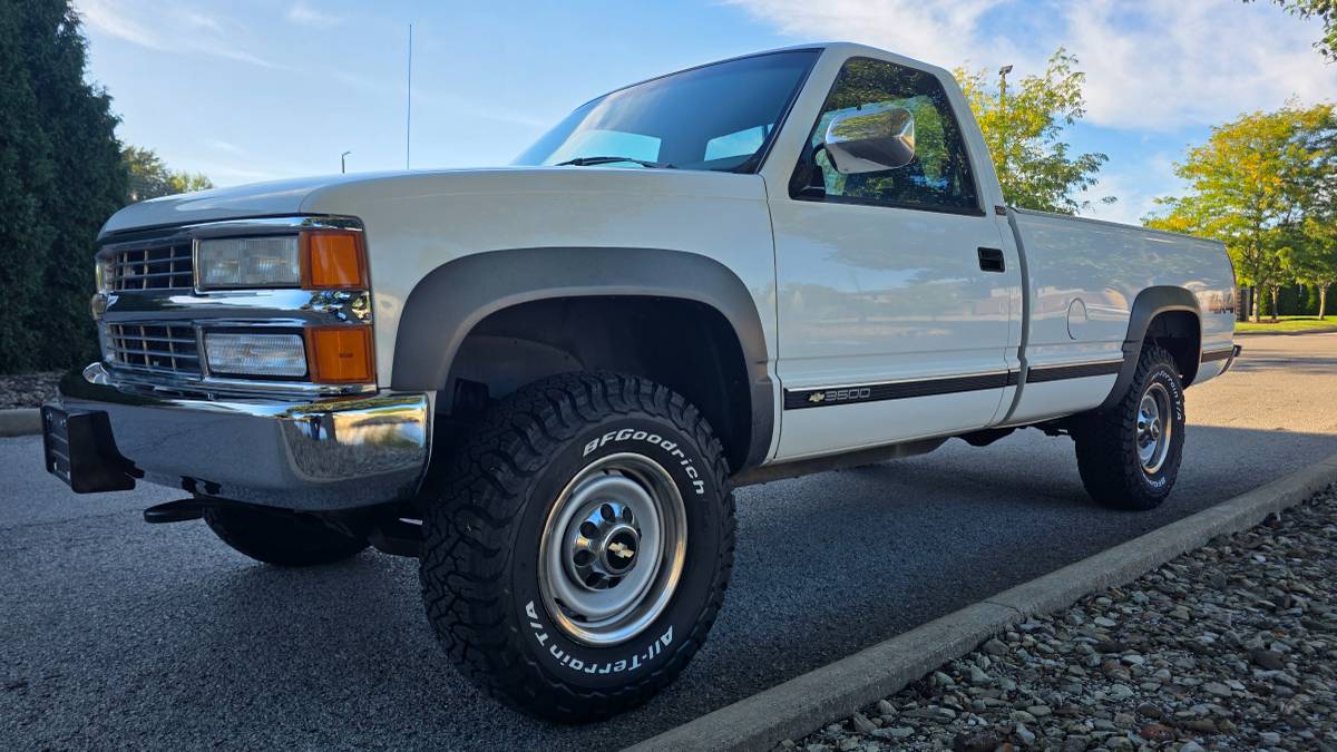 Chevrolet-K3500-silverado-1994-White