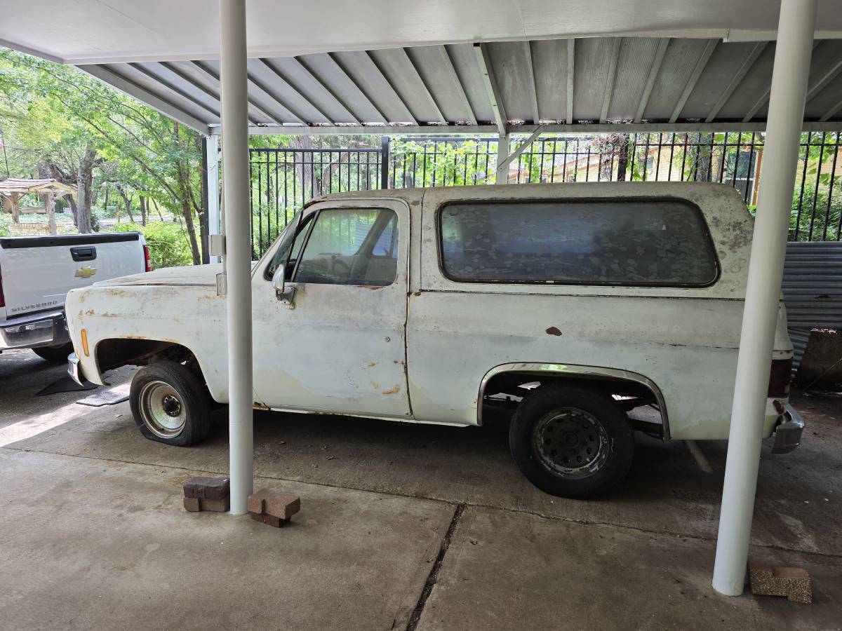 Chevrolet-K5-blazer-1976-White