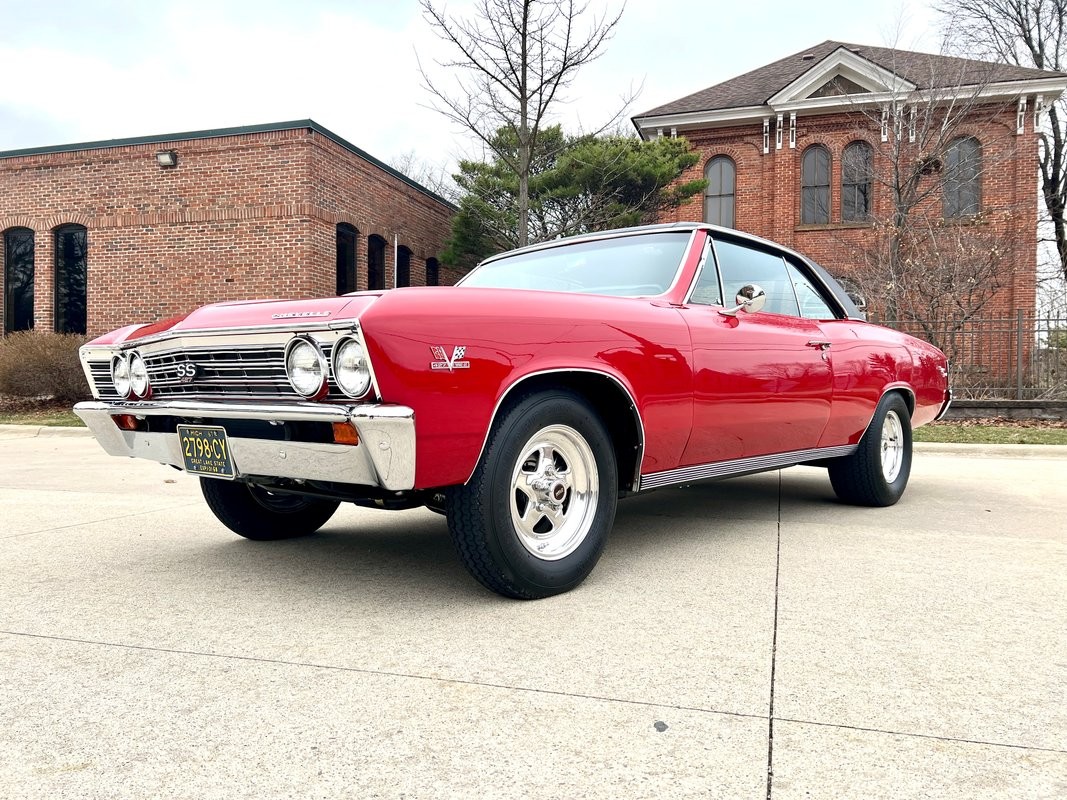 Chevrolet-Malibu-1967-Coupe-Black