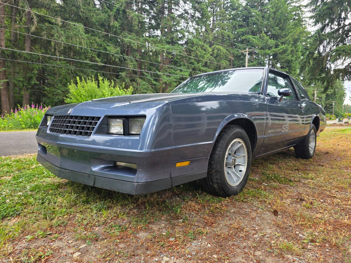 Chevrolet-Monte-carlo-1984