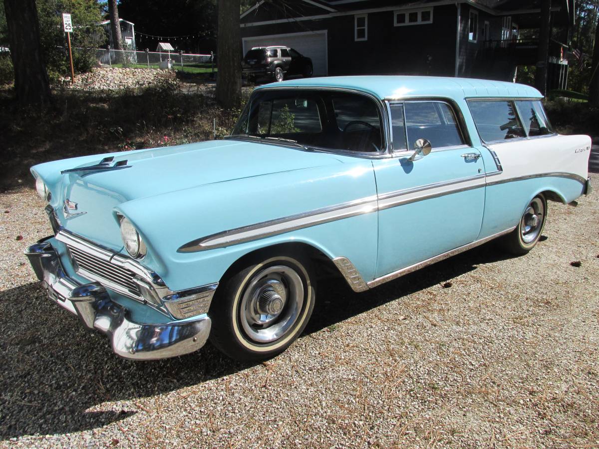 Chevrolet-Nomad-1956